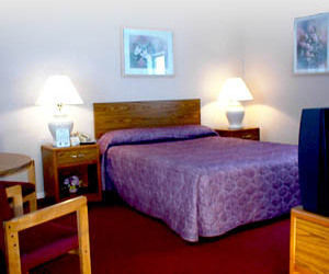 Budget Host Inn - Manistique Zewnętrze zdjęcie